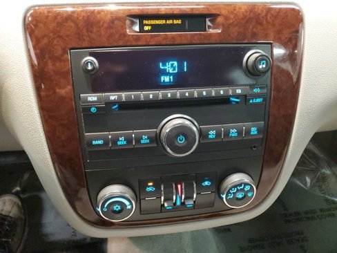 Used 2011 Chevrolet Impala LT image 20