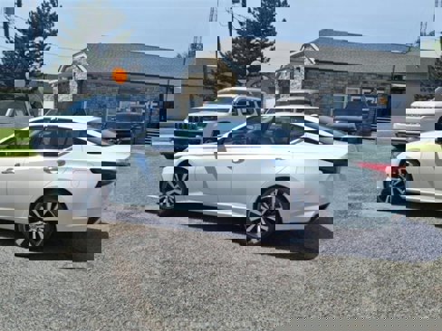 Used 2021 Nissan Altima 2.5 Platinum image 3