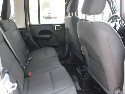 Certified 2022 Jeep Wrangler Unlimited Sport w/ Sun And Sound Package image 29