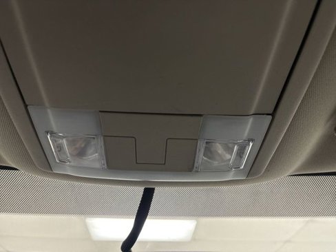 Used 2011 Ford Edge SEL image 28