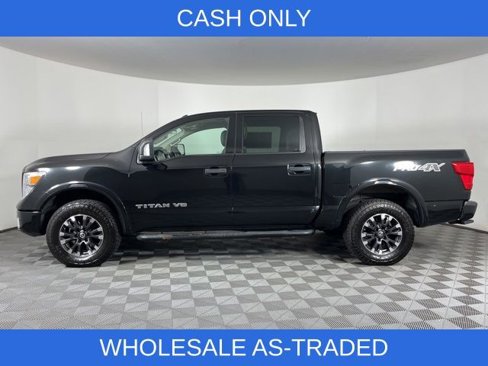 Used 2018 Nissan Titan PRO-4X w/ Pro-4x Utility Package image 5