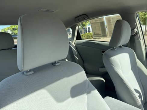 Used 2015 Toyota Prius Three image 23