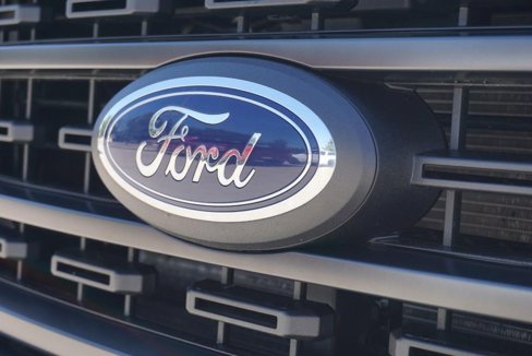 Used 2022 Ford F150 XLT w/ Equipment Group 302A High image 11
