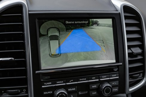Used 2016 Porsche Cayenne S image 27