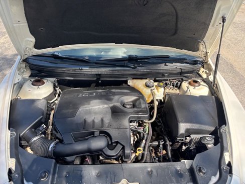 Used 2011 Chevrolet Malibu LT w/ Interface Package image 9
