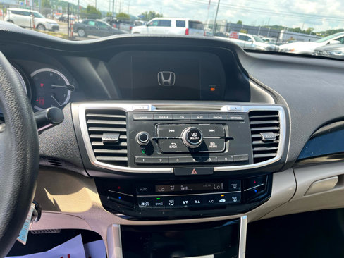Used 2016 Honda Accord LX image 22