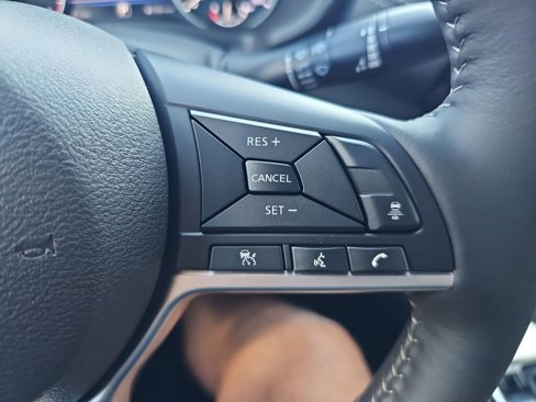 New 2025 Nissan Sentra SV image 9