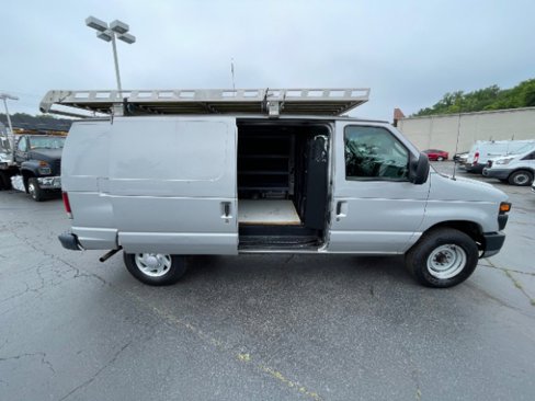 Used 2011 Ford E-250 and Econoline 250 w/ Commercial Cargo Van Pkg image 16