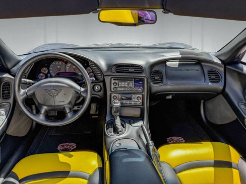 Used 1998 Chevrolet Corvette Convertible w/ Memory Pkg image 18