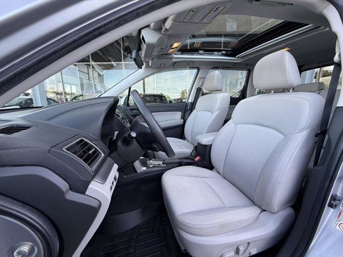 Used 2016 Subaru Forester 2.5i Premium image 11