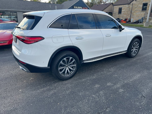 Used 2025 Mercedes-Benz GLC 300 4MATIC image 5
