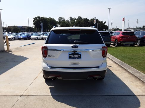 Used 2018 Ford Explorer Limited w/ Equipment Group 301A image 4