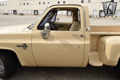 Used 1987 Chevrolet Silverado 1500 1500 image 7