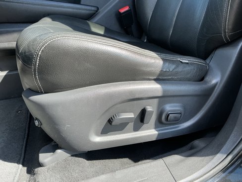 Used 2015 Nissan Murano SV w/ Premium Package image 62