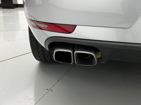 Used 2017 Porsche Macan Turbo image 48