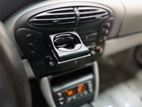 Used 2001 Porsche Boxster image 18