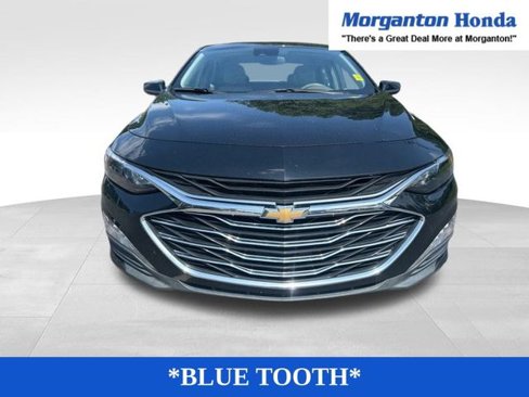 Used 2023 Chevrolet Malibu LT image 2