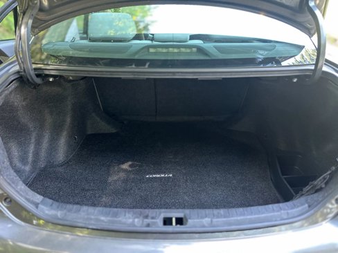 Used 2010 Toyota Corolla LE image 12