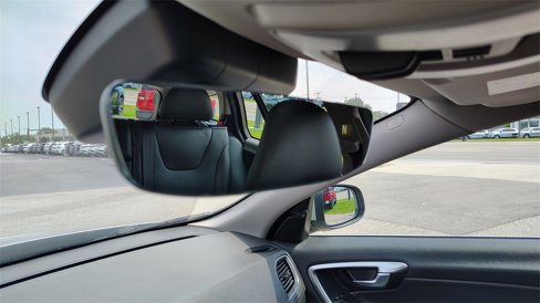 Used 2015 Volvo V60 T5 Premier w/ Convenience Package image 26