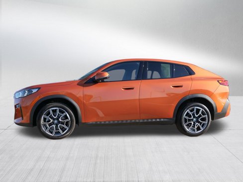 Used 2024 BMW X2 xDrive28i w/ Premium Package image 5