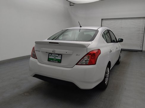 Used 2019 Nissan Versa SV image 7
