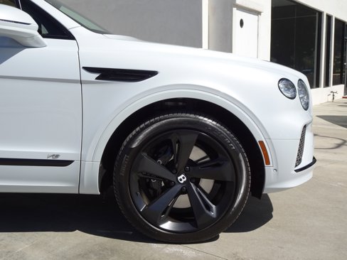 Used 2021 Bentley Bentayga image 10