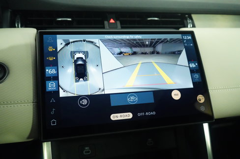 Used 2025 Land Rover Discovery Sport Dynamic SE image 52