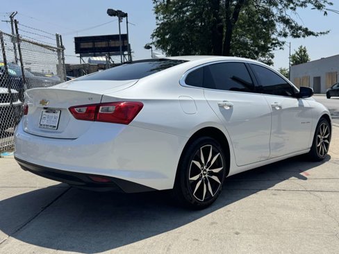 Used 2018 Chevrolet Malibu LT image 5