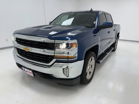 Used 2016 Chevrolet Silverado 1500 LT w/ Texas Edition image 4