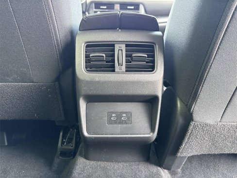 Used 2024 Nissan Rogue SV image 23