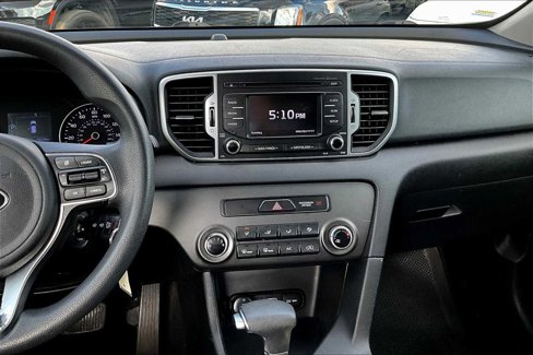 Used 2017 Kia Sportage LX image 6
