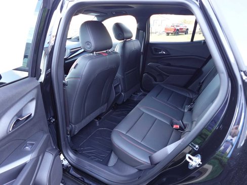 New 2025 Chevrolet Trax RS w/ Sunroof Package image 25