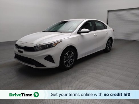 Used 2024 Kia Forte LXS image 1