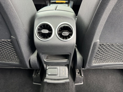 Certified 2025 Mercedes-Benz GLB 250 image 9