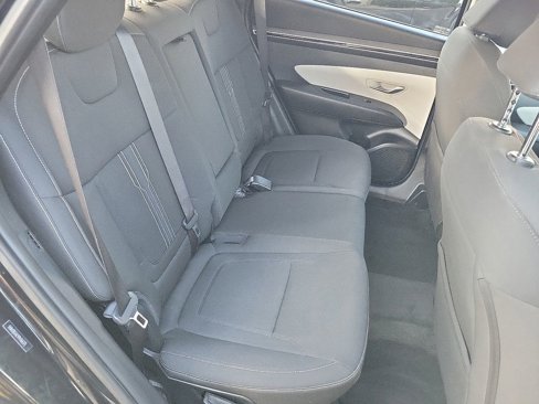 Used 2023 Hyundai Tucson SEL w/ Cargo Package image 18