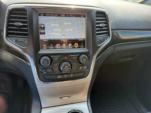 Used 2015 Jeep Grand Cherokee Overland image 23
