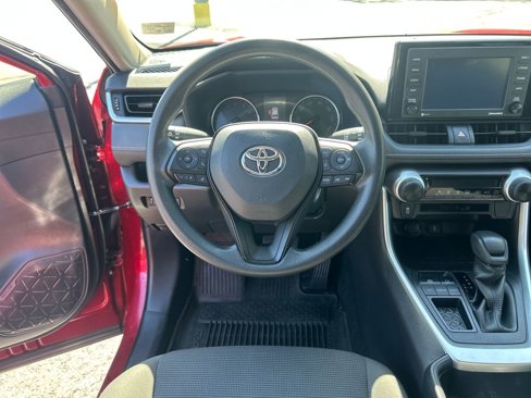 Certified 2022 Toyota RAV4 LE image 24