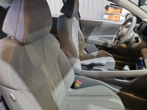 New 2025 Hyundai Elantra Sport image 10