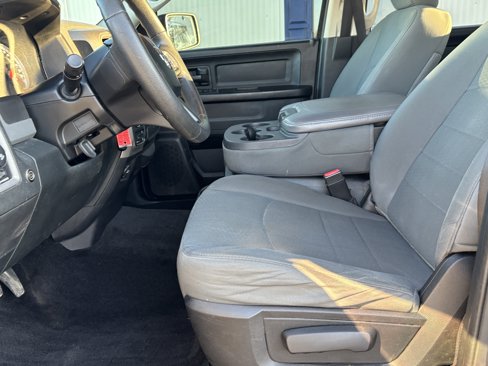 Used 2015 RAM 1500 Express image 8