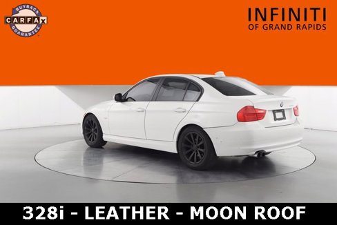 Used 2011 BMW 328i Sedan image 5