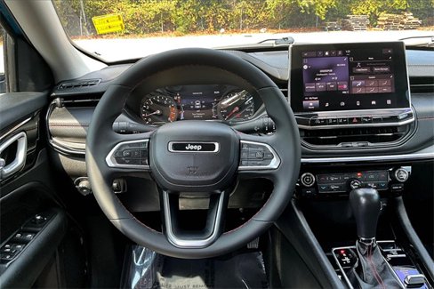 Used 2022 Jeep Compass Trailhawk image 8