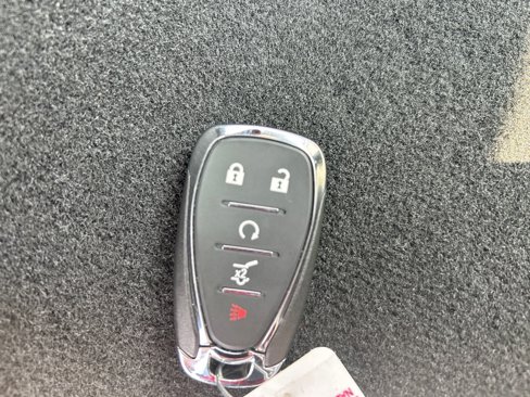 Used 2024 Chevrolet Equinox RS w/ RS Leather Package image 29
