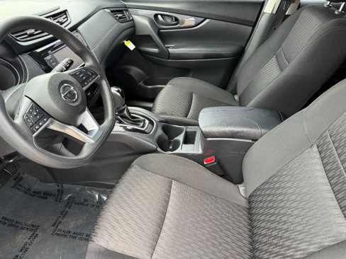 Used 2020 Nissan Rogue S image 10