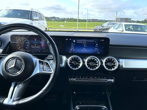 Used 2024 Mercedes-Benz GLB 250 image 13