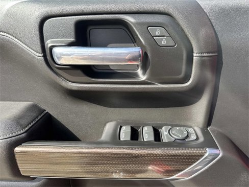 Used 2022 Chevrolet Silverado 1500 RST w/ Convenience Package II image 16