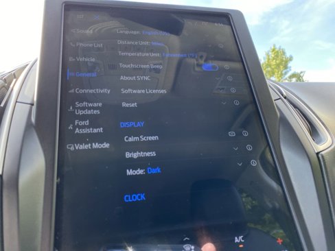 Certified 2023 Ford Edge SEL image 28