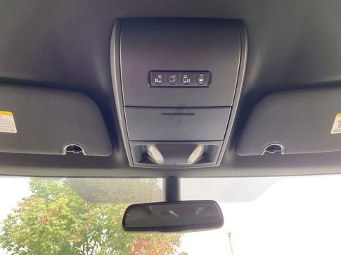 Used 2019 Dodge Grand Caravan SXT w/ Blacktop Package image 15