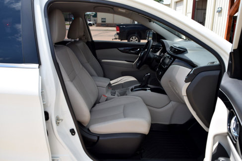 Used 2019 Nissan Rogue Sport SL image 14