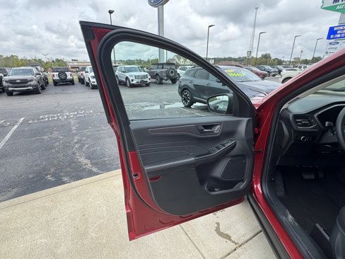 New 2025 Ford Escape Active image 6