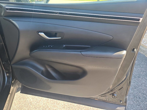 Used 2023 Hyundai Santa Cruz SEL image 36